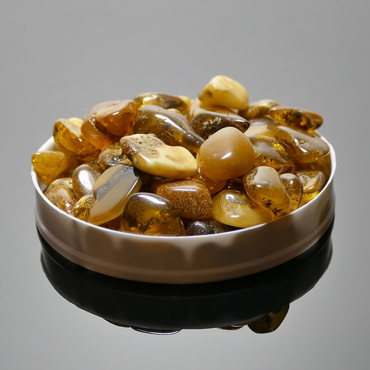 Tumbled Baltic amber stones