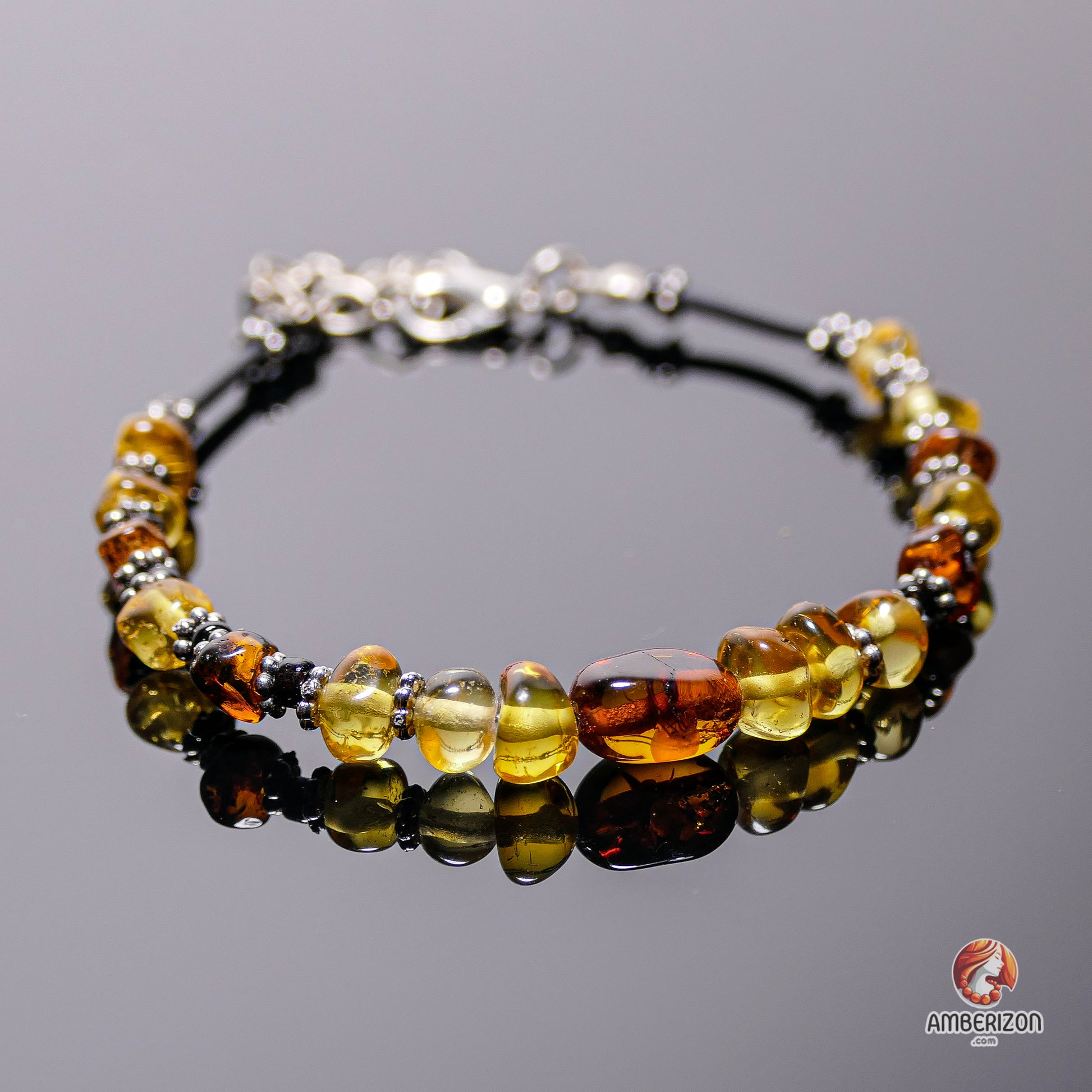 Baltic amber bracelet - Clear AAA honey round beads - Lobster clasp