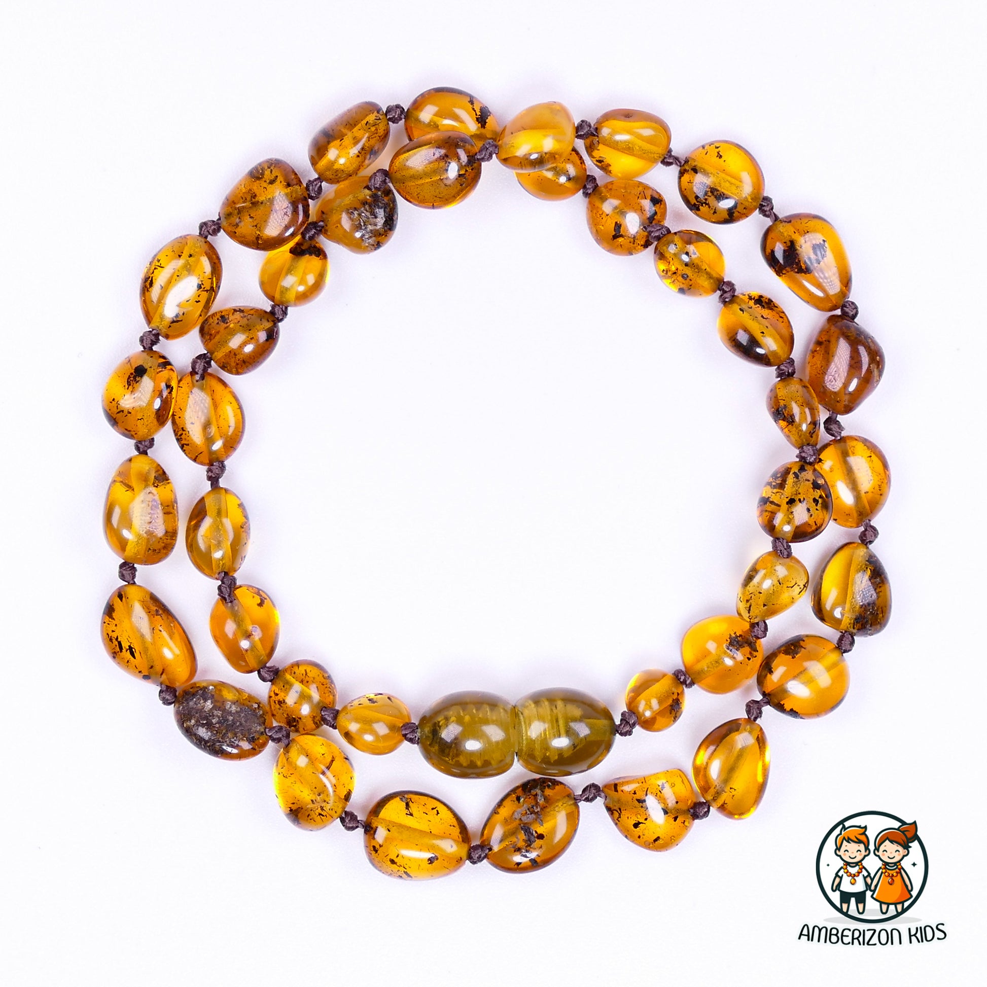 Honey-green baby necklace - Unisex - polished bean shape amber beads