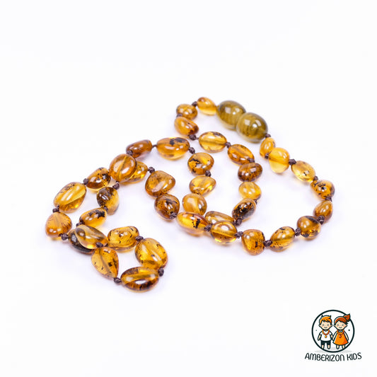 Honey-green baby necklace - Unisex - polished bean shape amber beads